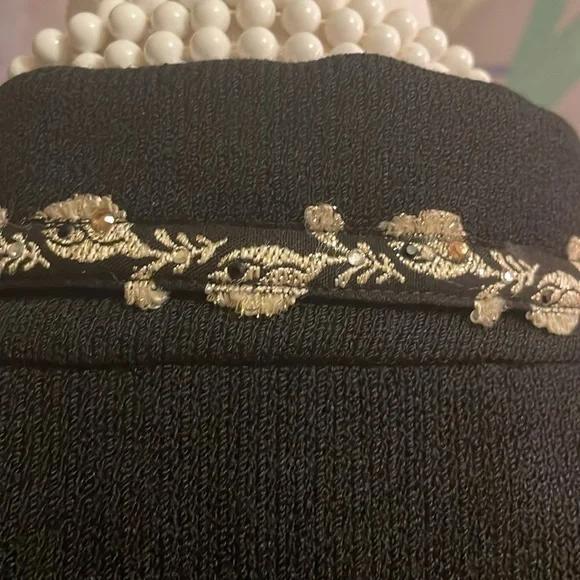 St.John Evening By Marie Gray skirt suit. - Picture 6 of 12